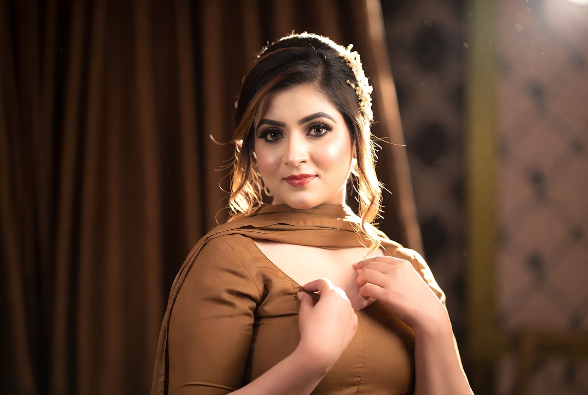 Velvet Modeling gallery photograph 18