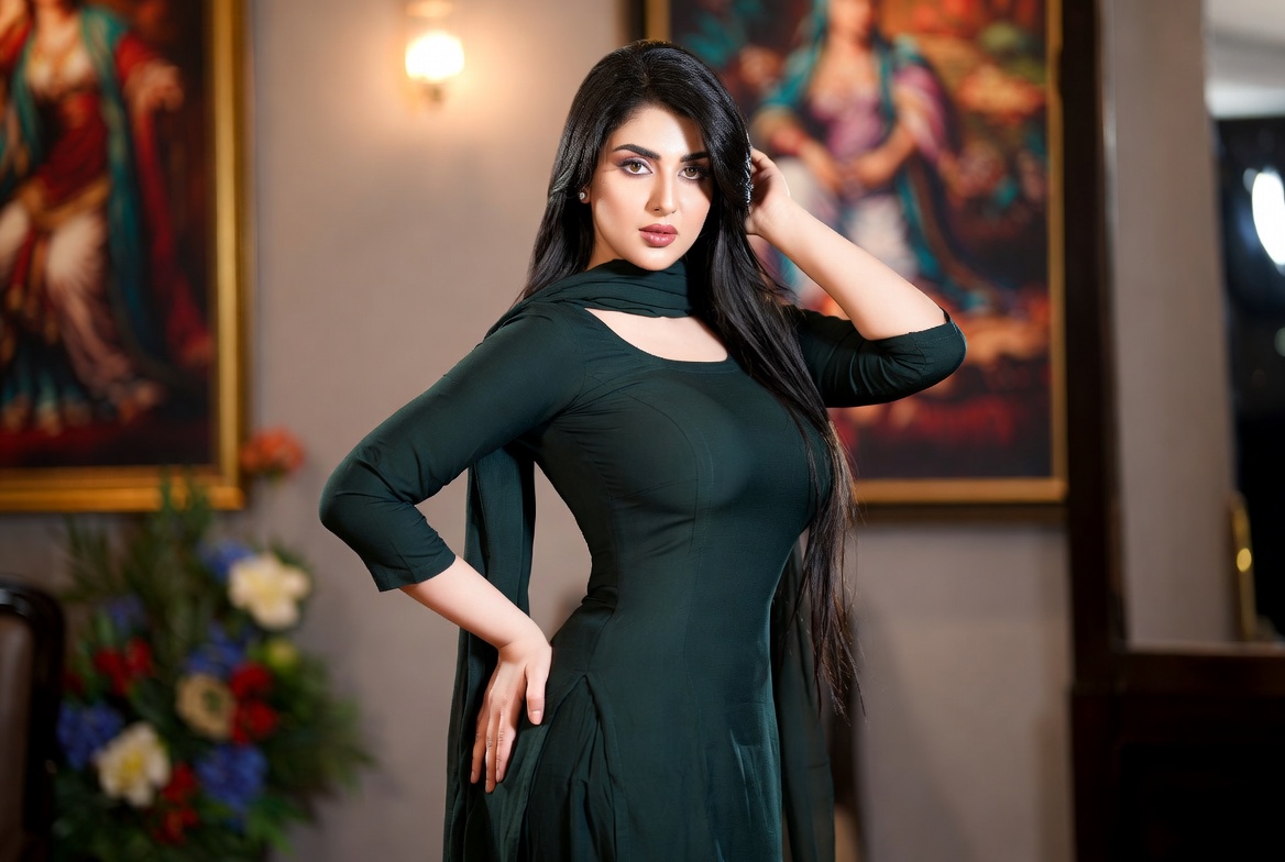 Velvet Modeling gallery photograph 40