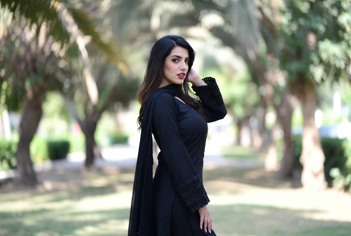 Velvet Modeling gallery photograph 55